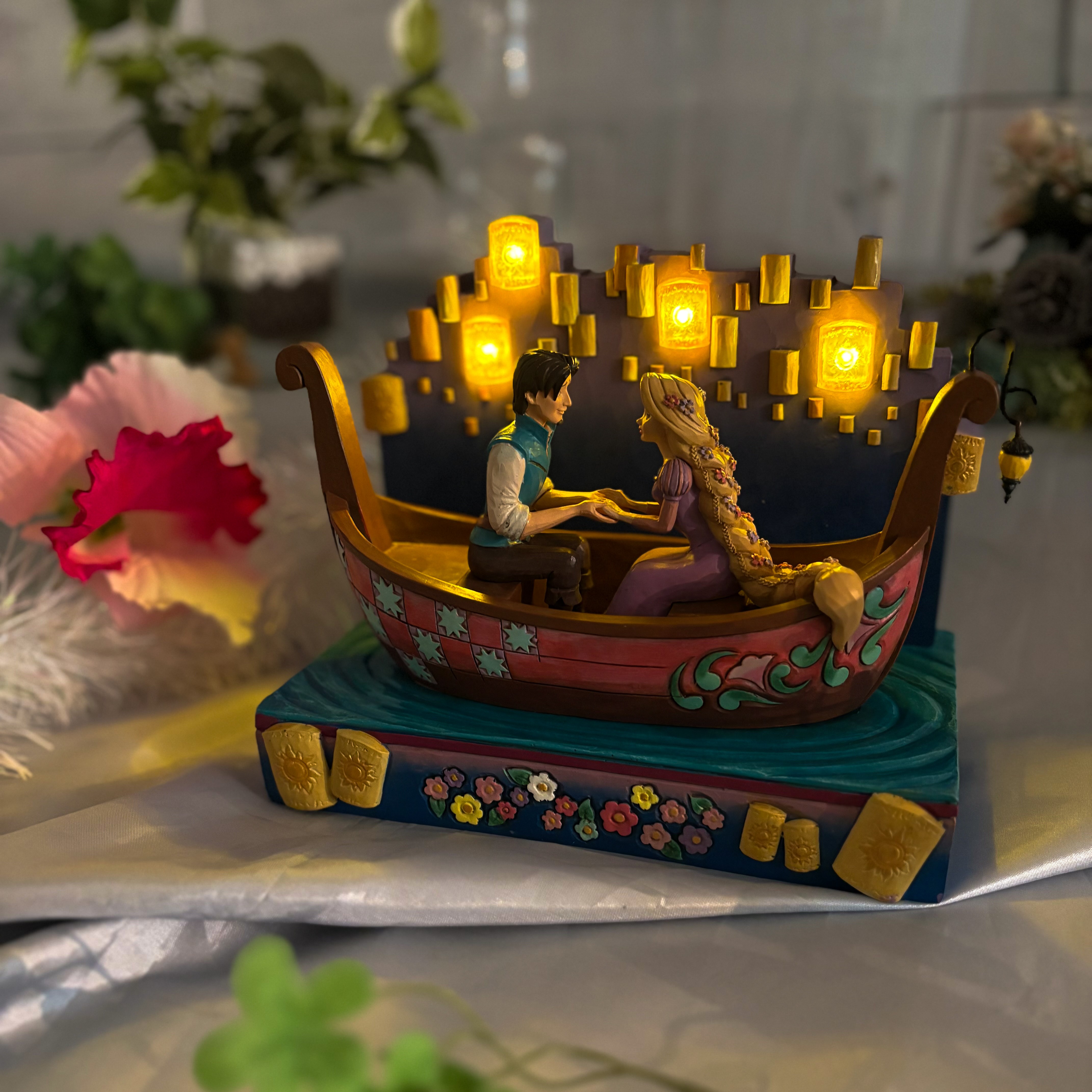 Tangled Boat with LED Lanterns タングルド ボート ウィズ LED