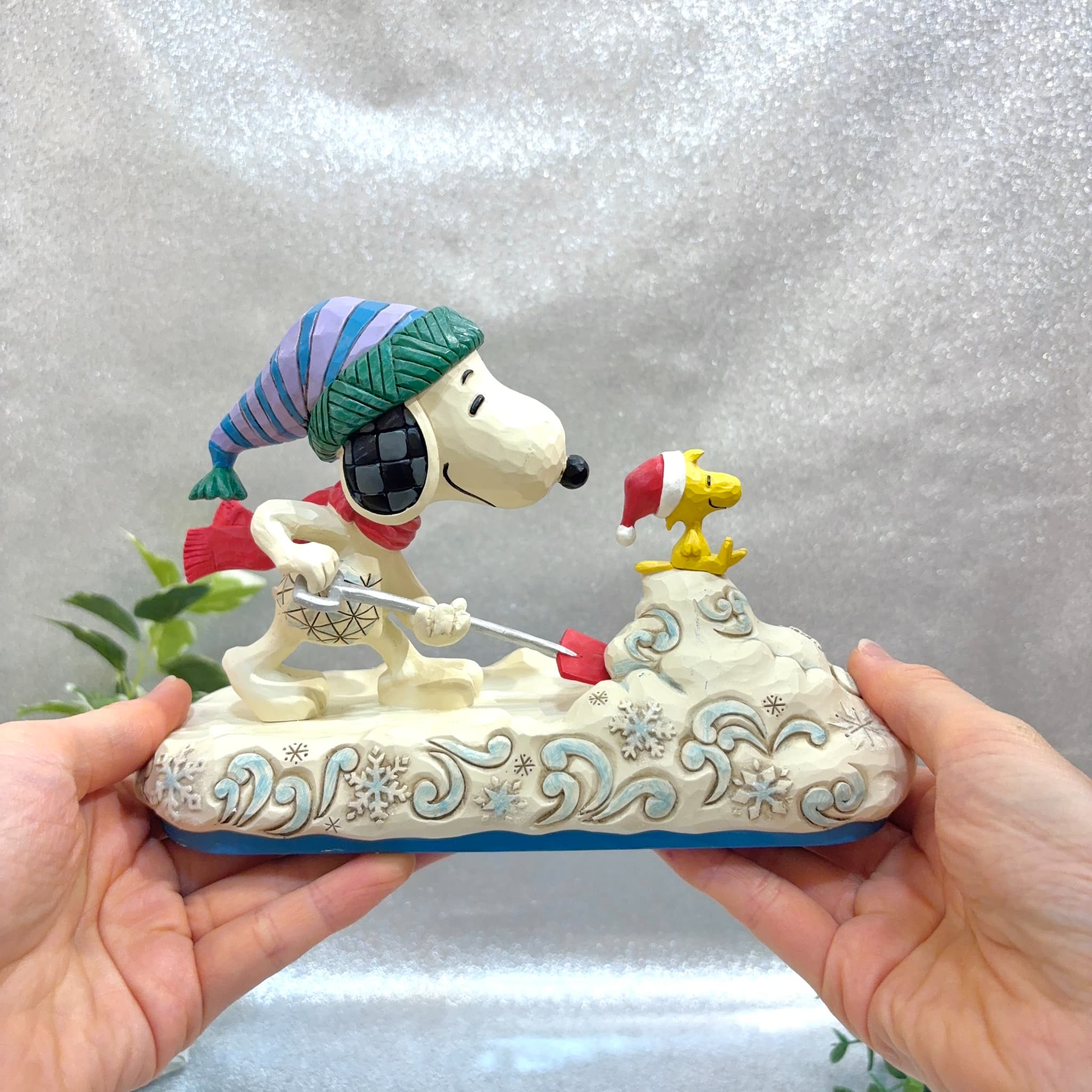 Snoopy Shoveling Snow スヌーピー ショベリング スノー - Jim Shore