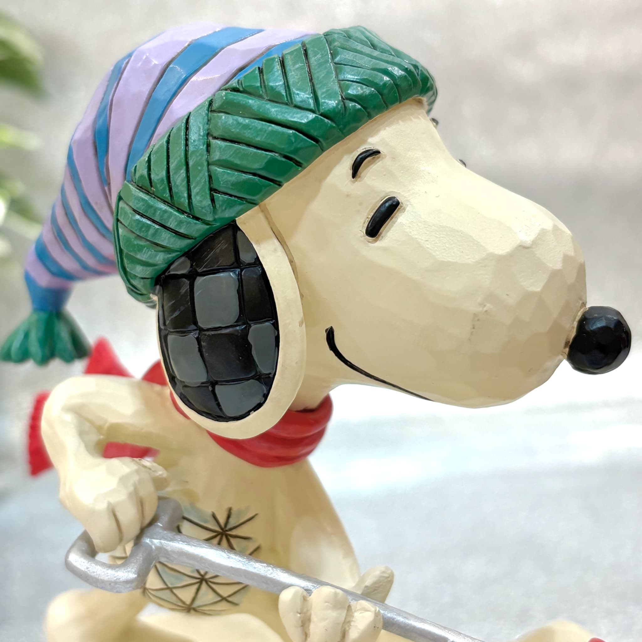 Snoopy Shoveling Snow スヌーピー ショベリング スノー - Jim Shore