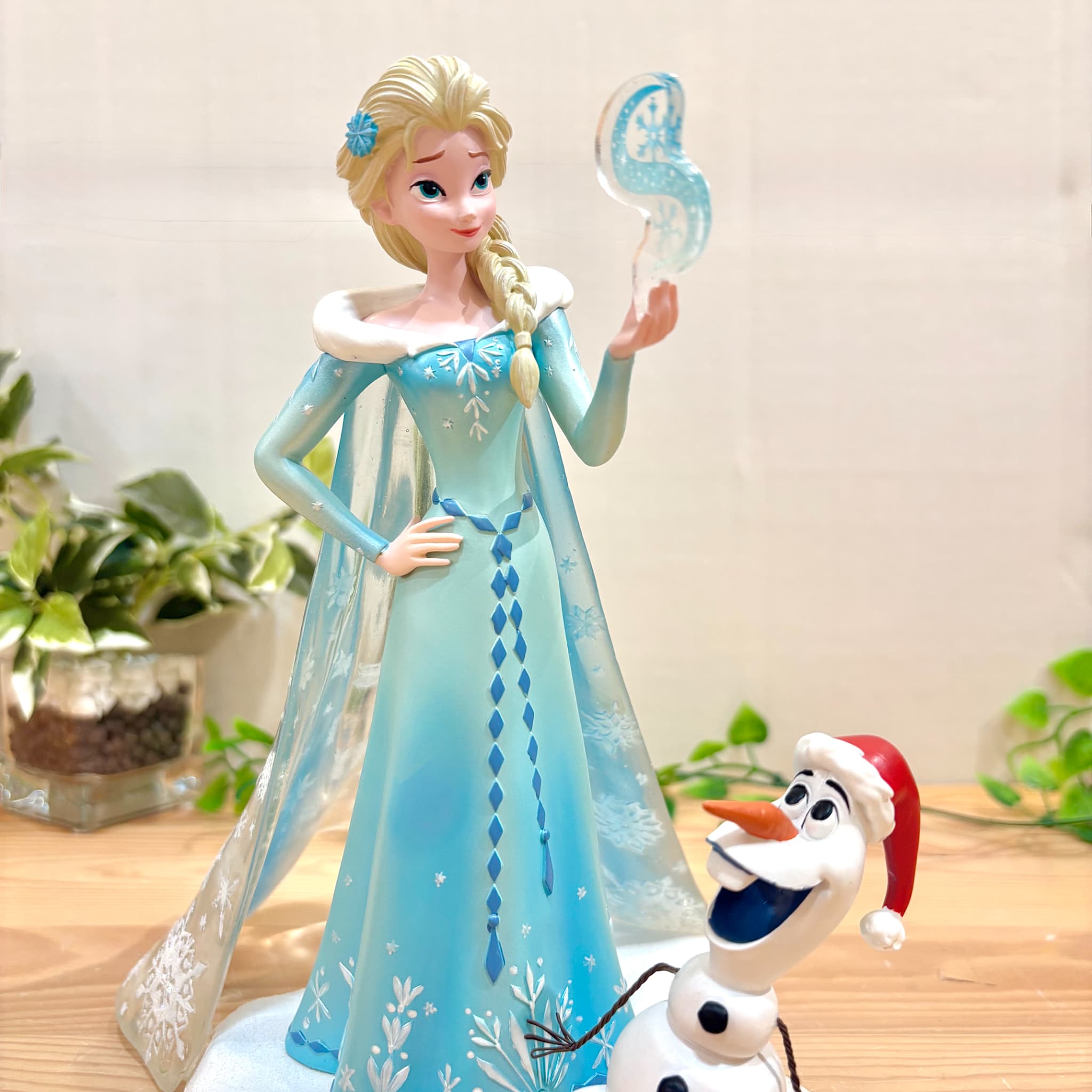 Elsa and Olaf Seasonal エルフ アンド オラフ シーズナル (アナと雪の